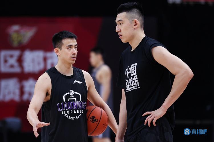 季孟年：目前来看 辽宁男篮依旧是最接近总冠军的球队