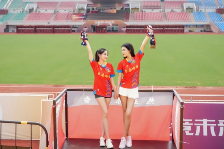 广西平果哈嘹俱乐部向广大球迷征集文化衫、围巾的原创设计！